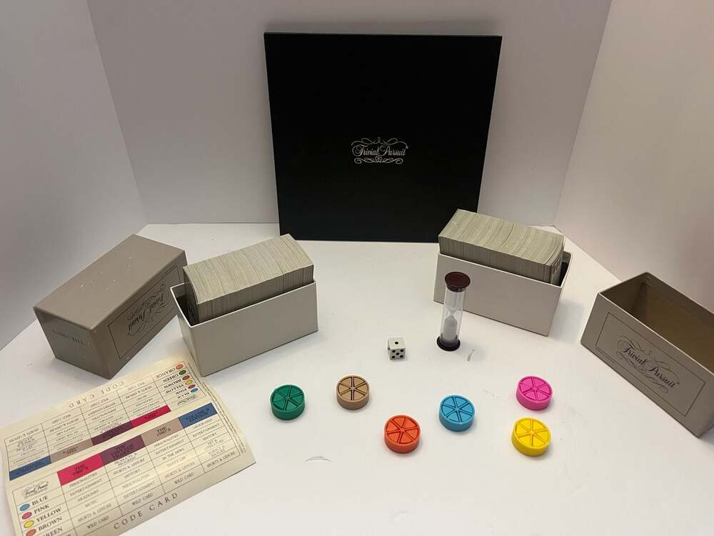 Trivial Pursuit The 1980's Master Game Vintage Board Game